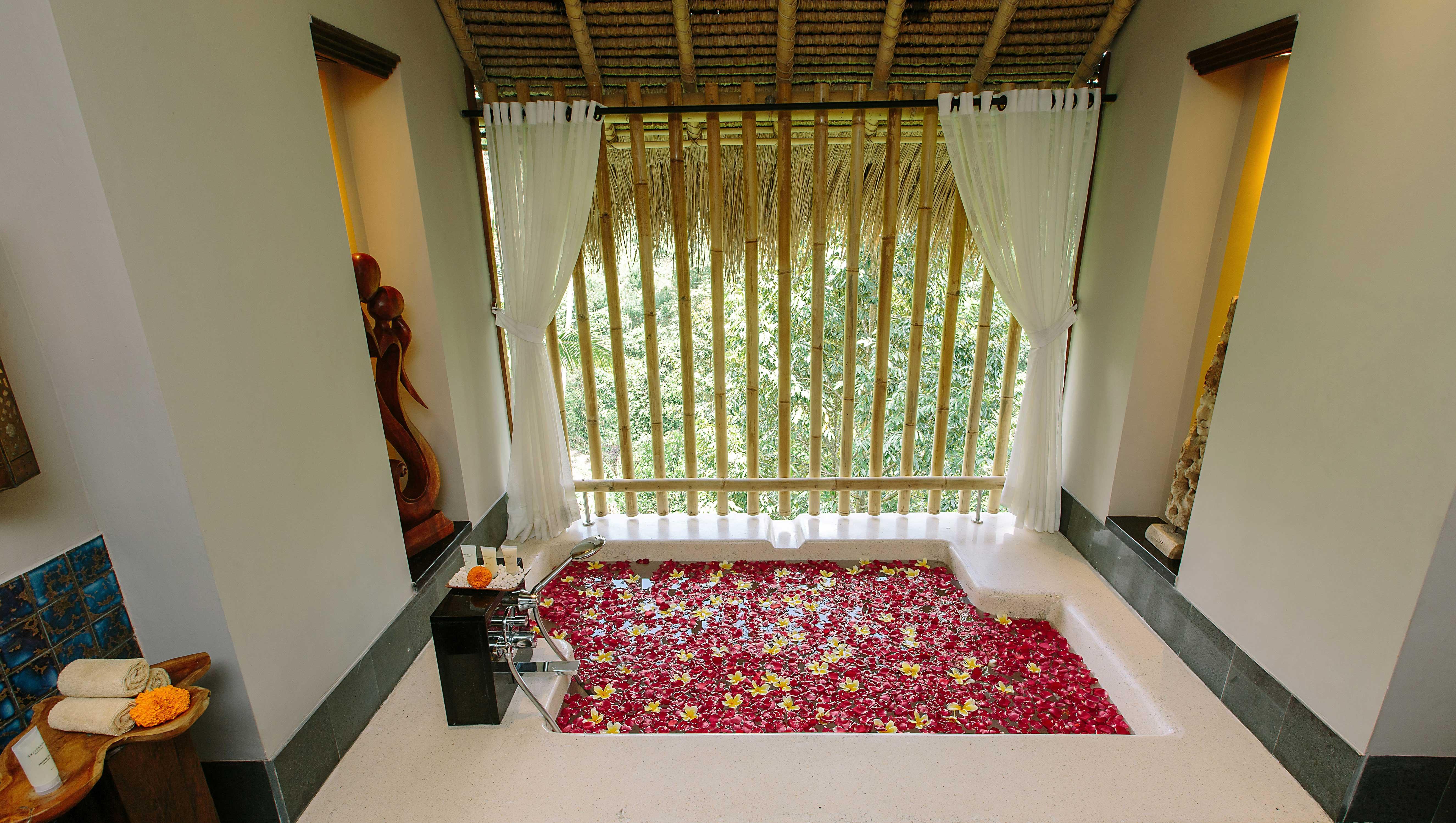 Tejaprana Resort & Spa Ubud Exterior foto A spa in Bali, Indonesia