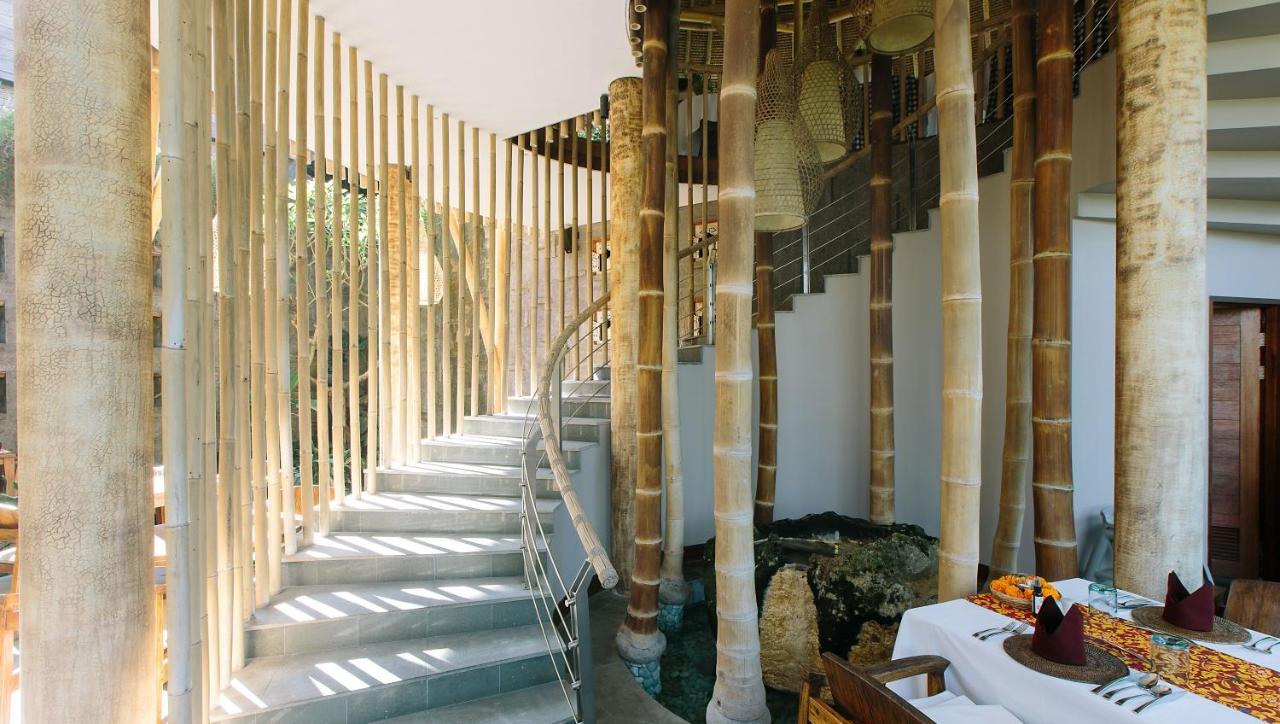 Tejaprana Resort & Spa Ubud Exterior foto Bamboo columns in a hotel